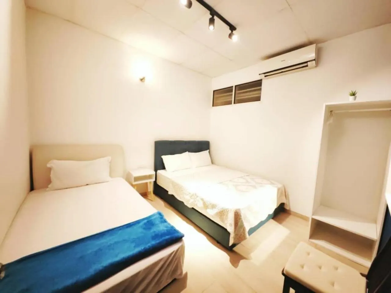 12 George Town 6Room Terrace Gurney Heritage Adventist Hospital Restaurant Shopping Mall Malezya